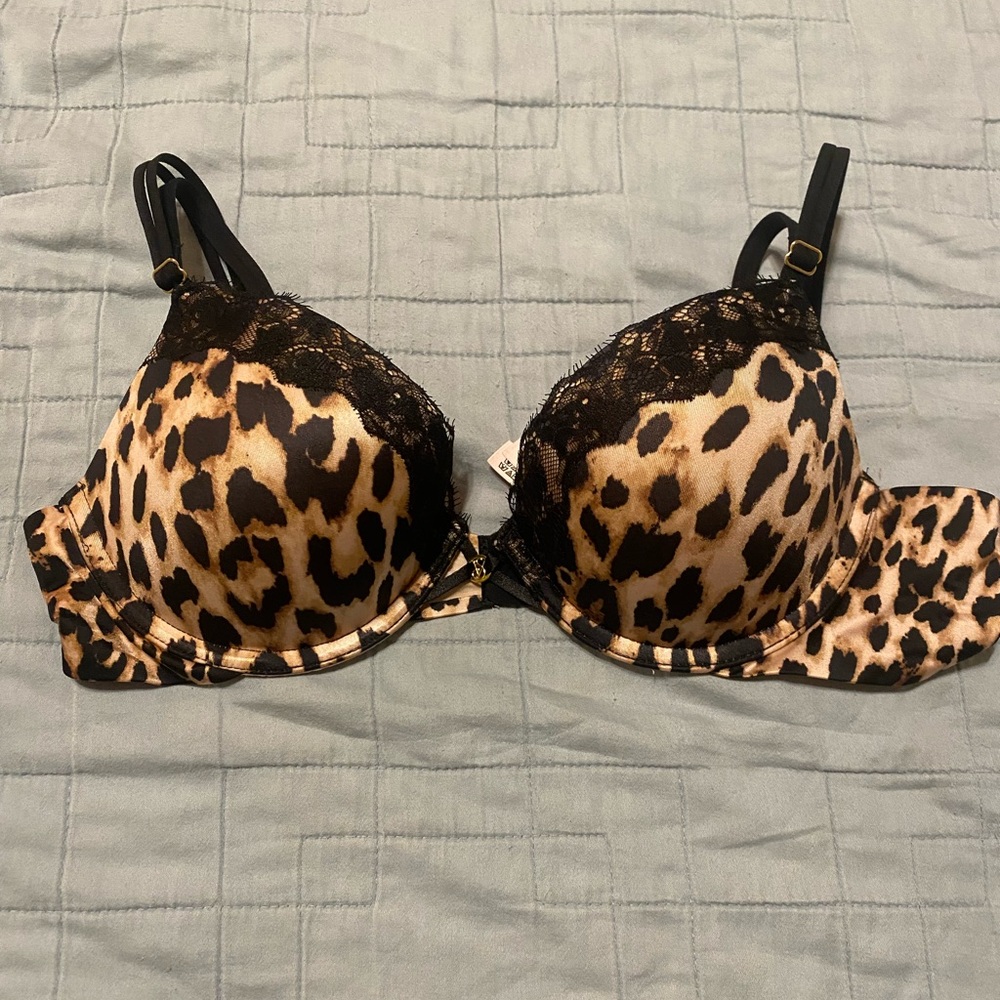 Victoria's Secret Very Sexy Push Up Bra